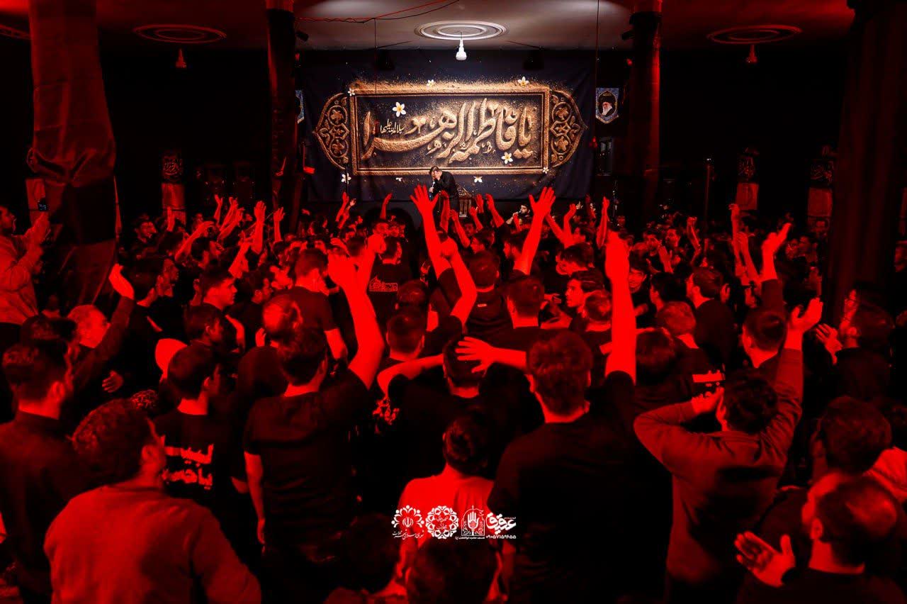 اجتماع عزاداران فاطمی در حسینیه مسجد حضرت اباالفضل(ع) محلات